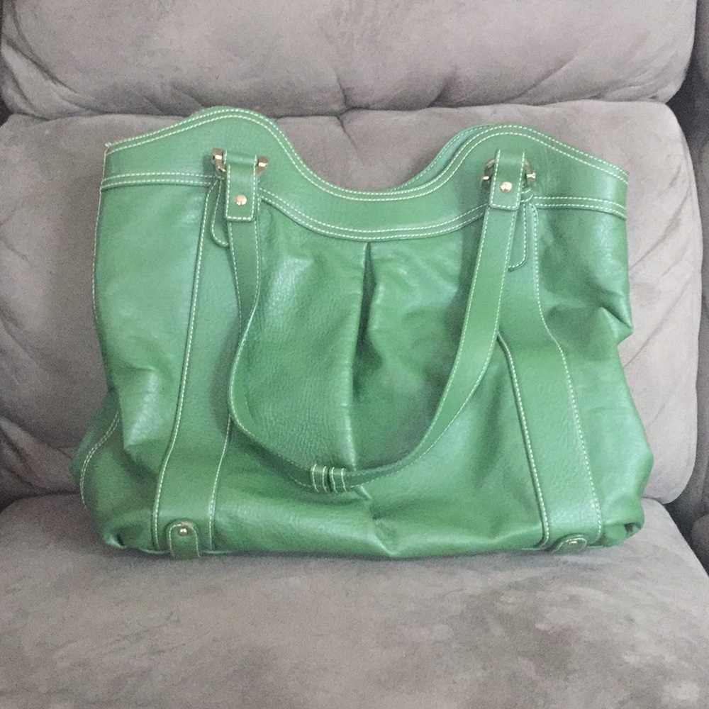 Liz Claiborne green purse - KELLY green in color